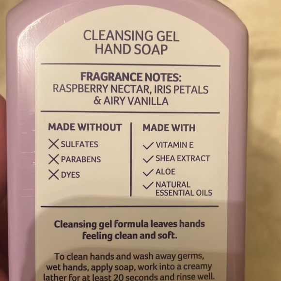 🌺Bath & Body Works tropical hand soaps bundle NWT - Picture 3 of 9